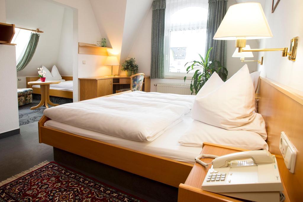 Hotel Heinz Plauen Zimmer foto