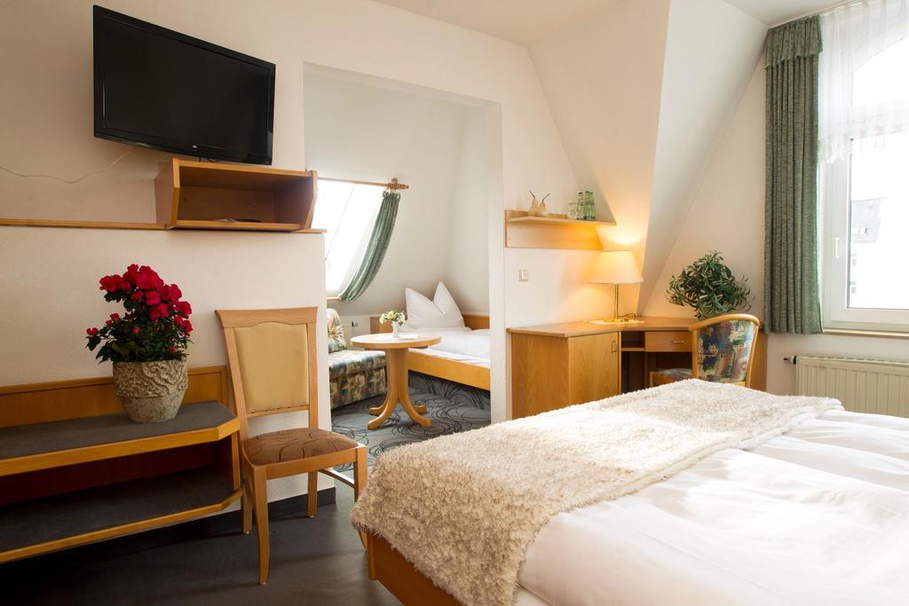 Hotel Heinz Plauen Zimmer foto